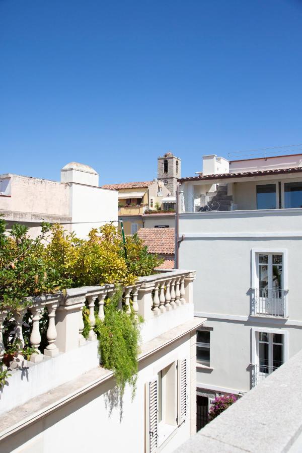 Reef Suites Olbia Exterior photo