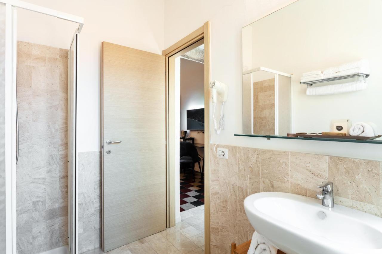 Reef Suites Olbia Exterior photo